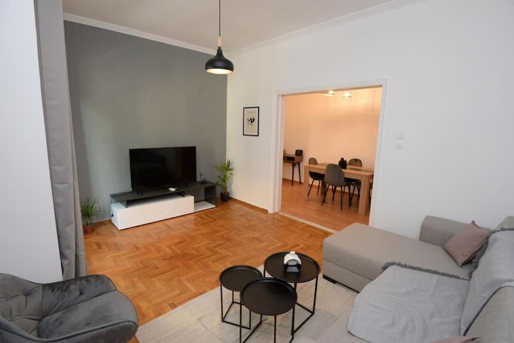Minimal Apartment In Koukaki Atina Dış mekan fotoğraf